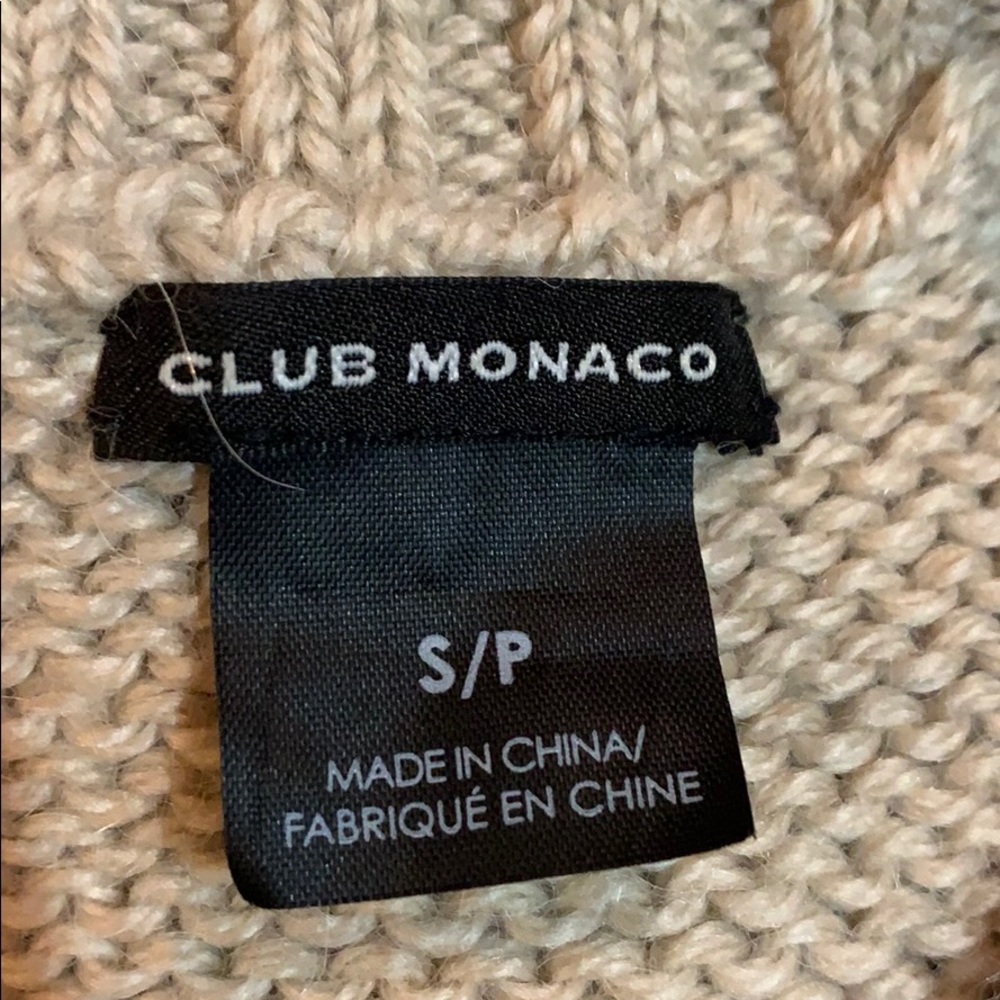Sweater - Picture 5 of 6